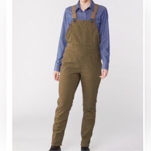 REl Co-op Trailsmith Overalls- size 12